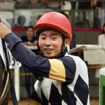 中山牝馬1着岩田望「逃げたけど内が伸びない馬場なので外を回しました」←これマナー的にどう思う?