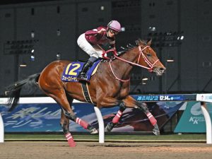 アマンテビアンコvsフォーエバーヤング